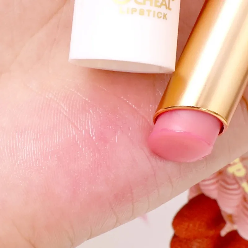 Увлажняющий бальзам для губ