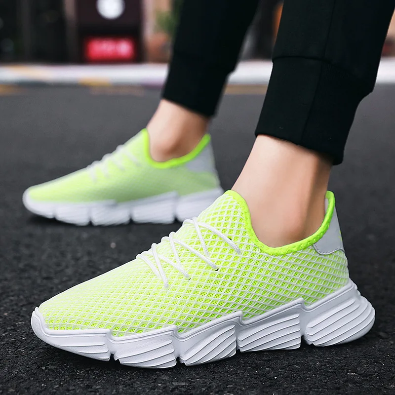 Summer Mesh Running Shoes Men Breathable Sports Shoes Lightweight Athletic Sneakers Men Outdoor Training Jogging Shoes For Men