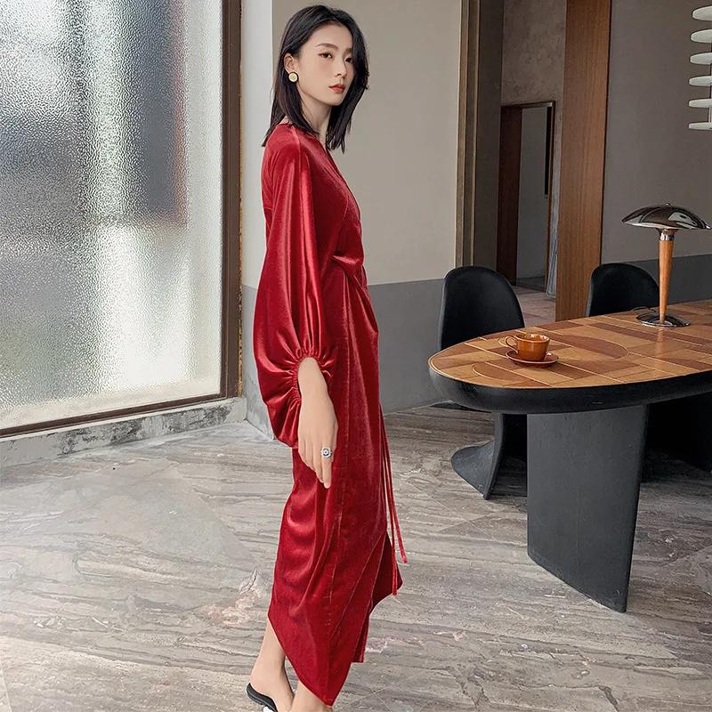 Red Bandage Robe Pajamas Women's Bathrobes Luxury Home Wear Clothes Grace Velvet Wedding Dressing
