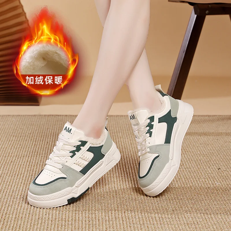 Женская обувь новинка зимы 2024 оригинальные маленькие белые туфли на толстой