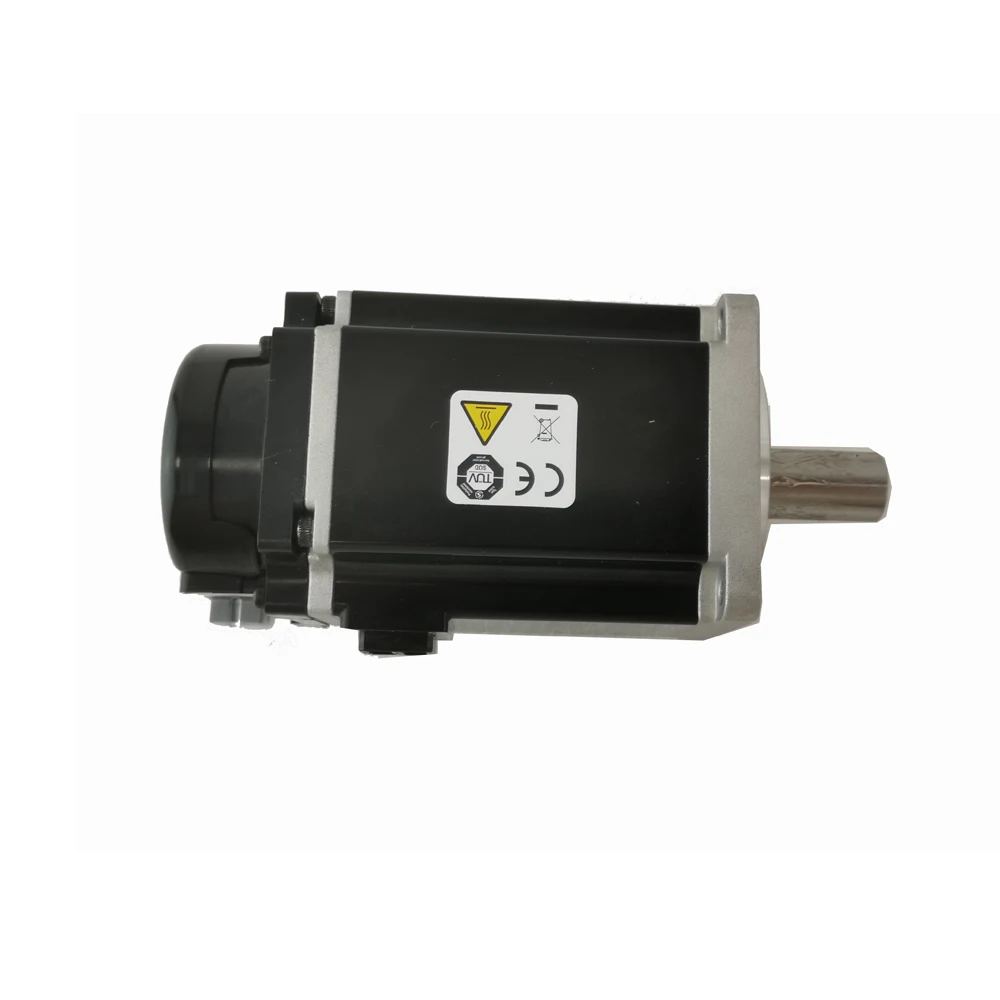 Рисунок 6 - Серводвигатель и привод omron 