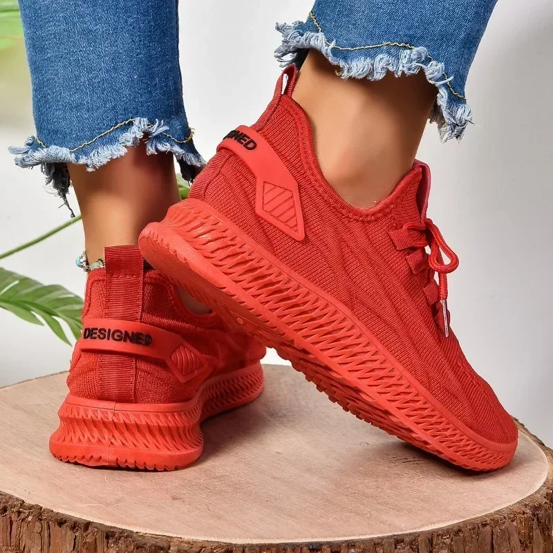 Новинка 2024 модная женская повседневная обувь дышащая сетчатая прогулочная на