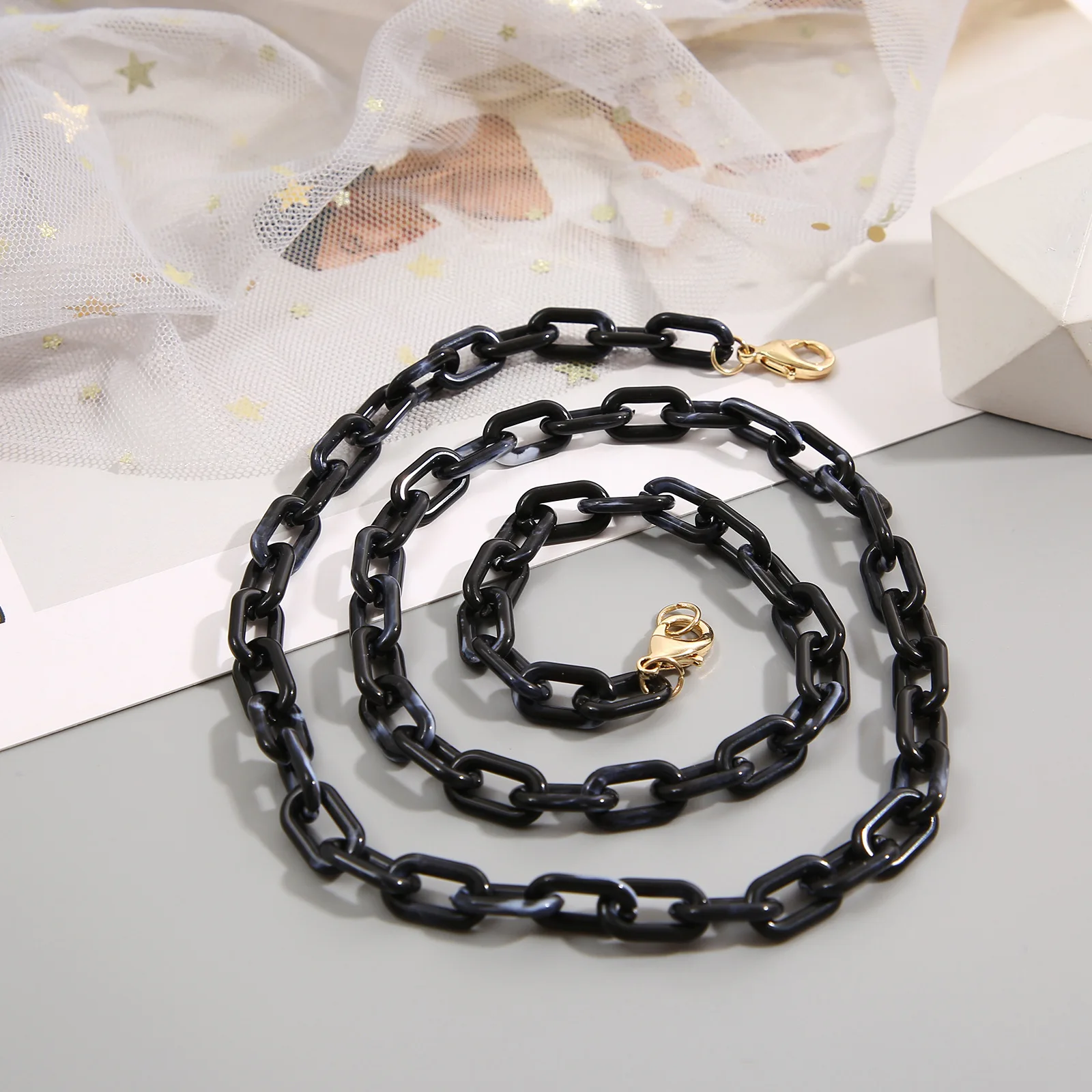 

New Fashion Acrylic Glasses Chains Holder Cord Reading Sunglasses Chain Women Largands Eyeglasses Hanging Neck Chain Strap Rope