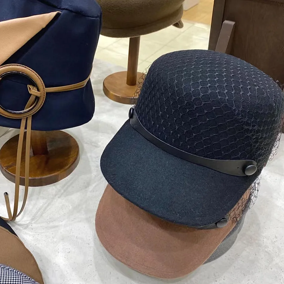 

202309-XL-2508373 японская зимняя сетчатая полиуретановая декоративная шерстяная фетровая модная дамская бейсбольная шляпа для отдыха женская кепка для верховой езды