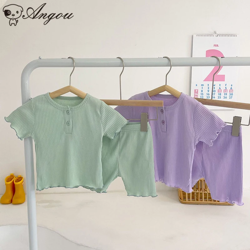 

Однотонный костюм для маленьких мальчиков и девочек, топ с коротким рукавом и шорты, летний однотонный повседневный комплект из 2 предметов в Корейском стиле для мальчиков, одежда