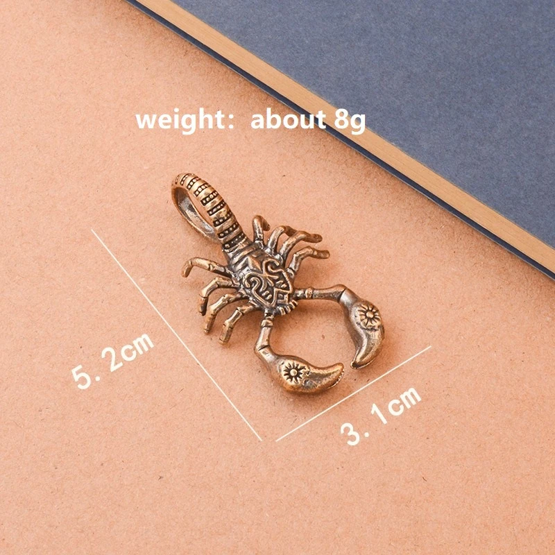 

Миниатюрная латунная статуэтка скорпиона