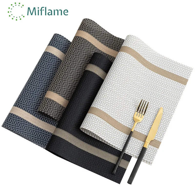 

Miflame Set of 4 PVC Placemat for Dining Table Mat Set Linens Place Mat Accessories Cup Wine Decorative Mat Placemats for Table