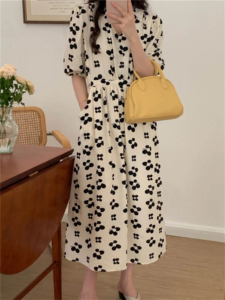 

Женское винтажное платье с цветочным принтом, V-образным вырезом и карманами