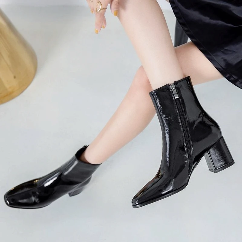 

2022 New Tabi Split-toe Women Boots Cream-colored Leather Buckle Chunky Block Heels Booties Botas Feminina Shoes Woman 36-43