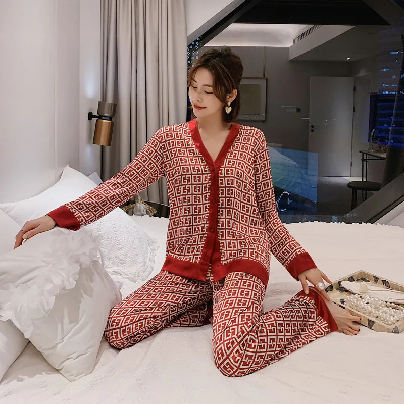 Women's Pajamas Set V Neck Design Luxury Cross Letter Print Sleepwear Silk Like Home Clothes XXXL Large Size Nightwear