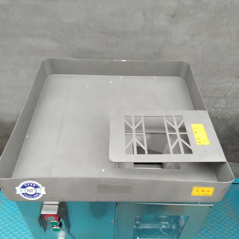 Коммерческая машина для резки мяса электрическая с двумя лезвиями