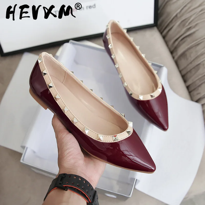2023 New Women Shoes fashion Rivet Flat Women's shoes shallow mouth pointed Single Shoes Large size Zapatos de mujer