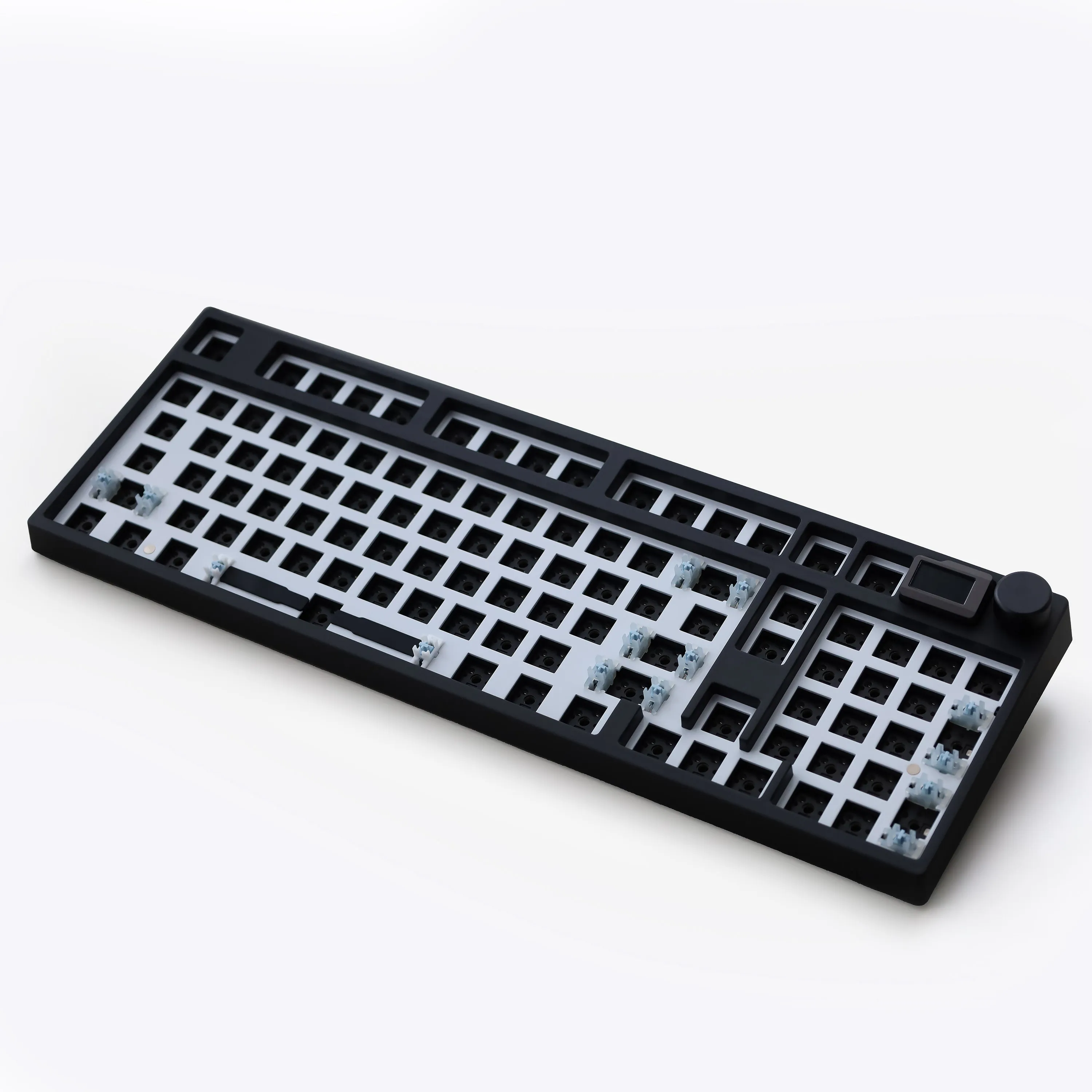 Фото Игровая клавиатура Keydous NJ98-CP V3 с магнитными переключателями, три режима подключения, регулируемый ход клавиш, без зон смерти, беспроводная, с возможностью горячей замены переключателей №4