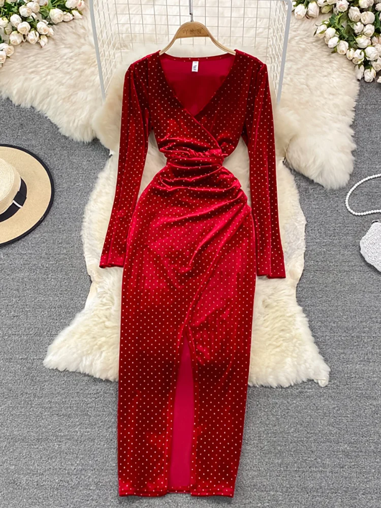 

Осенне-зимнее Бархатное облегающее платье в черный/красный горошек, винтажное платье с V-образным вырезом и длинным рукавом, облегающее платье с высокой талией и разрезом, Новинка