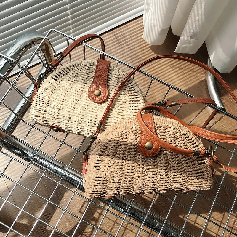 

Маленькая соломенная плетеная женская сумка через плечо с полумесяцем, круглая соломенная плетеная Сумка через плечо с бантом для женщин, л...