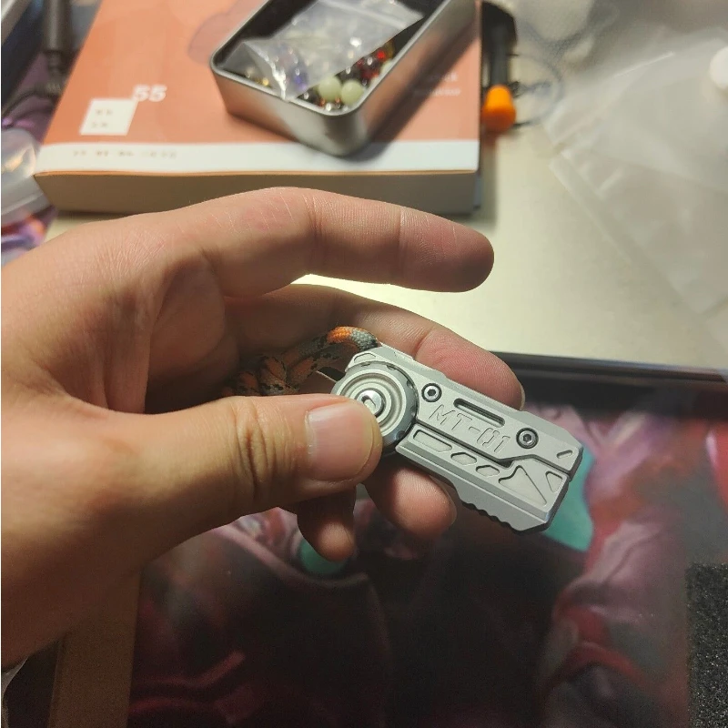 

Second-Hand out-of-Print EDC Push Plate Mt02 Push Plate Stainless Steel Material Stress Relief Toy