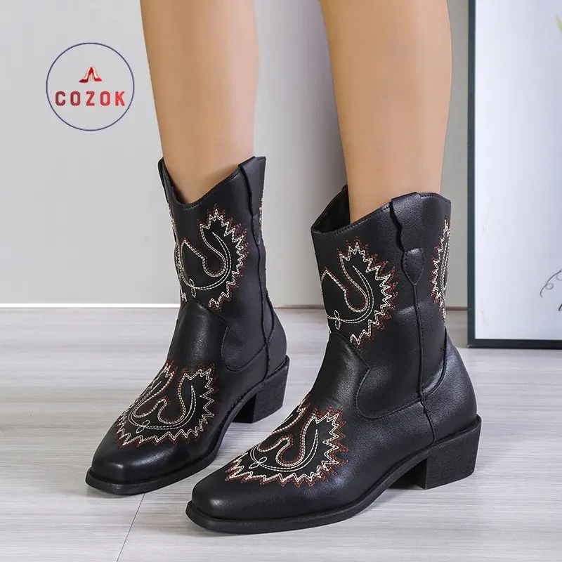 

Western Cowboy Boots Embroider Women Boots Med Heels Retro Knight Boots Pointed Toe Slip-on Western Girls Motorcycle Botas Mujer