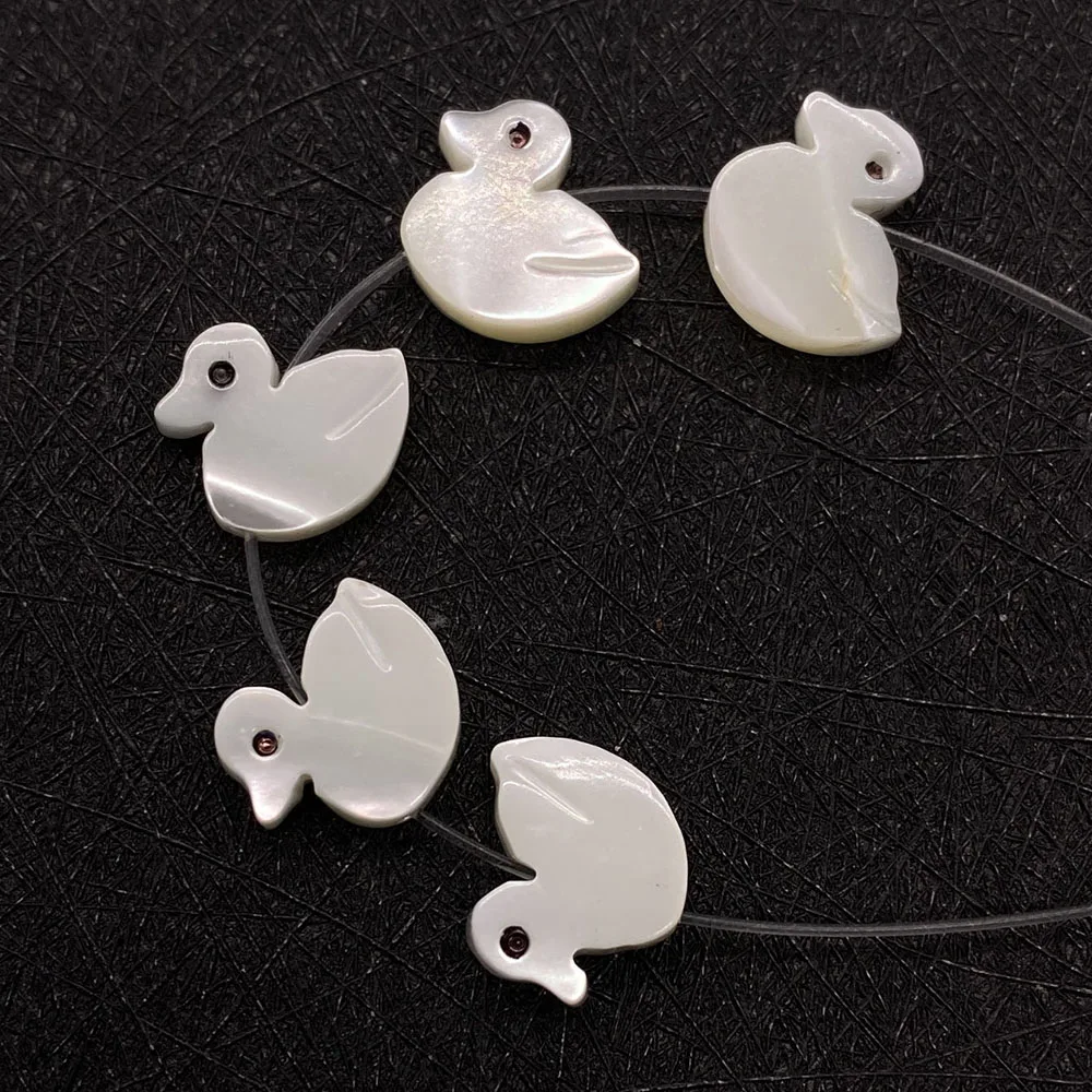 

Natural Seawater Shells Duck Beads Creative Pendant for Making Jewelry DIY Necklace Earrings Bracelet Fashion Charm Accessories