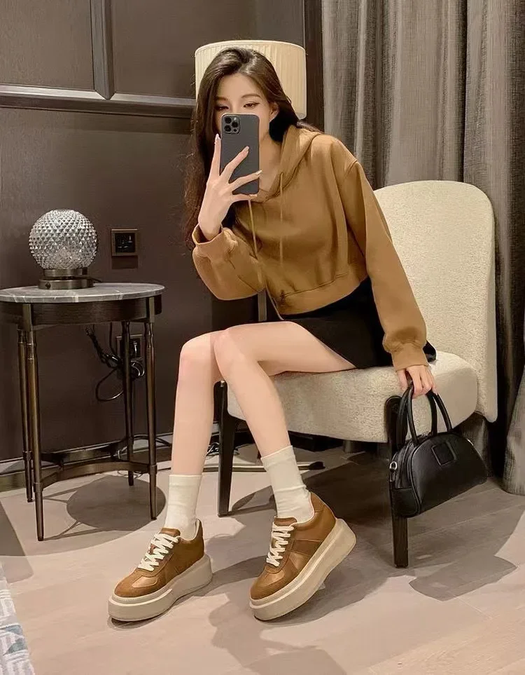 Designer Brand Shoes Thick soled Small Tall Women's Casual Retro Genuine Leather Color blocked De Xun