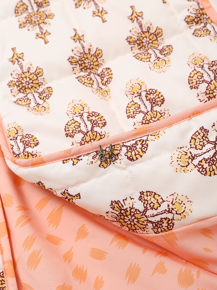 Женская куртка KAOPU ZA с накладными карманами