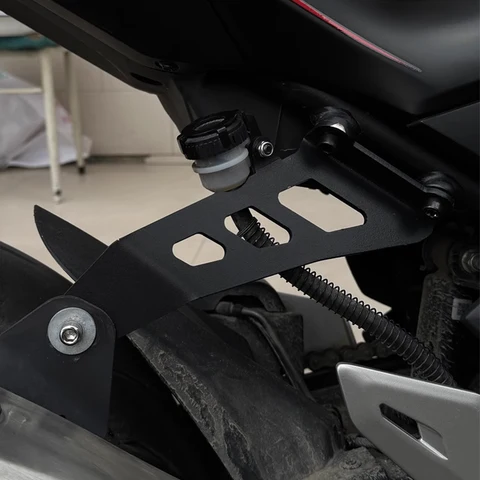 Подходит для Kawasaki NINJA 400 2018-2022 2021 2020, кронштейн для выхлопной системы, аксессуары для мотоциклов, струйное покрытие, выхлопная труба, переоборудованная вешалка