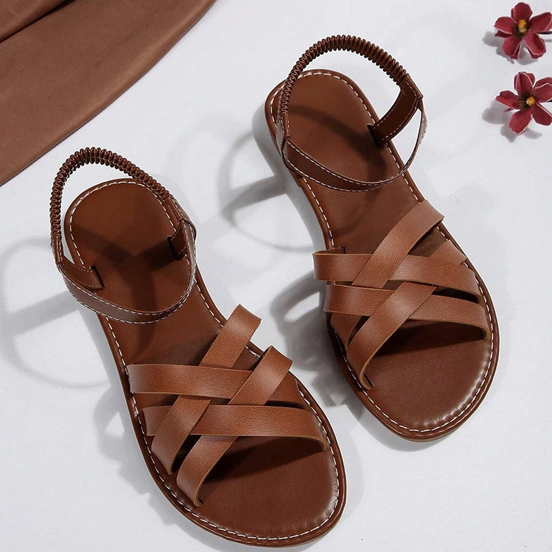 Weaving Slippers Solid Flat Peep Toe Summer Women Rubber Sole Beach Outdoor Beach Slides Luxury Sandals Celebrity Shoes Ladies