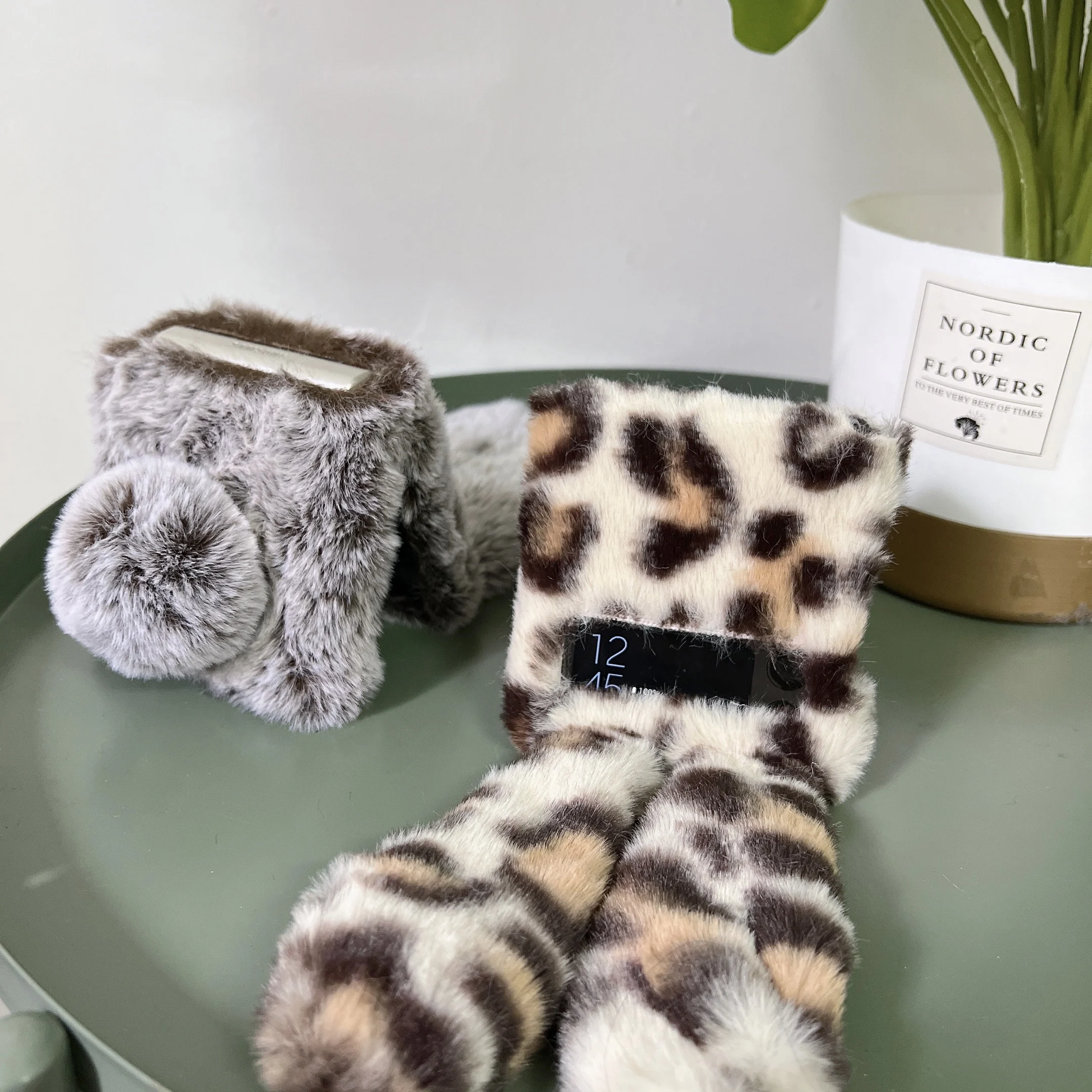 

Cute Rabbit Ears Plush Phone Case For Samsung Galaxy Z Flip 3 Case 4 Z Fold Fluffy Fur Shockproof Case Funda for Samsung Z Flip3