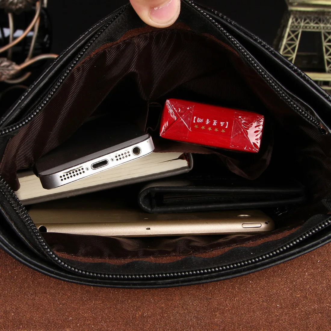 Shoulder Bag Luxury Men Boy Leather Husband Male Crossbody Waterproof Designer Classic Messenger Bags Pouch Men's Handbag