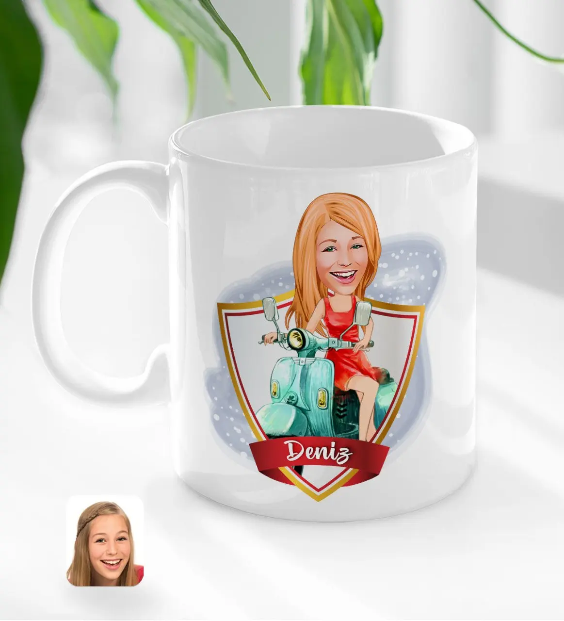 

Персонализированная Женская карикатура с белой чашкой