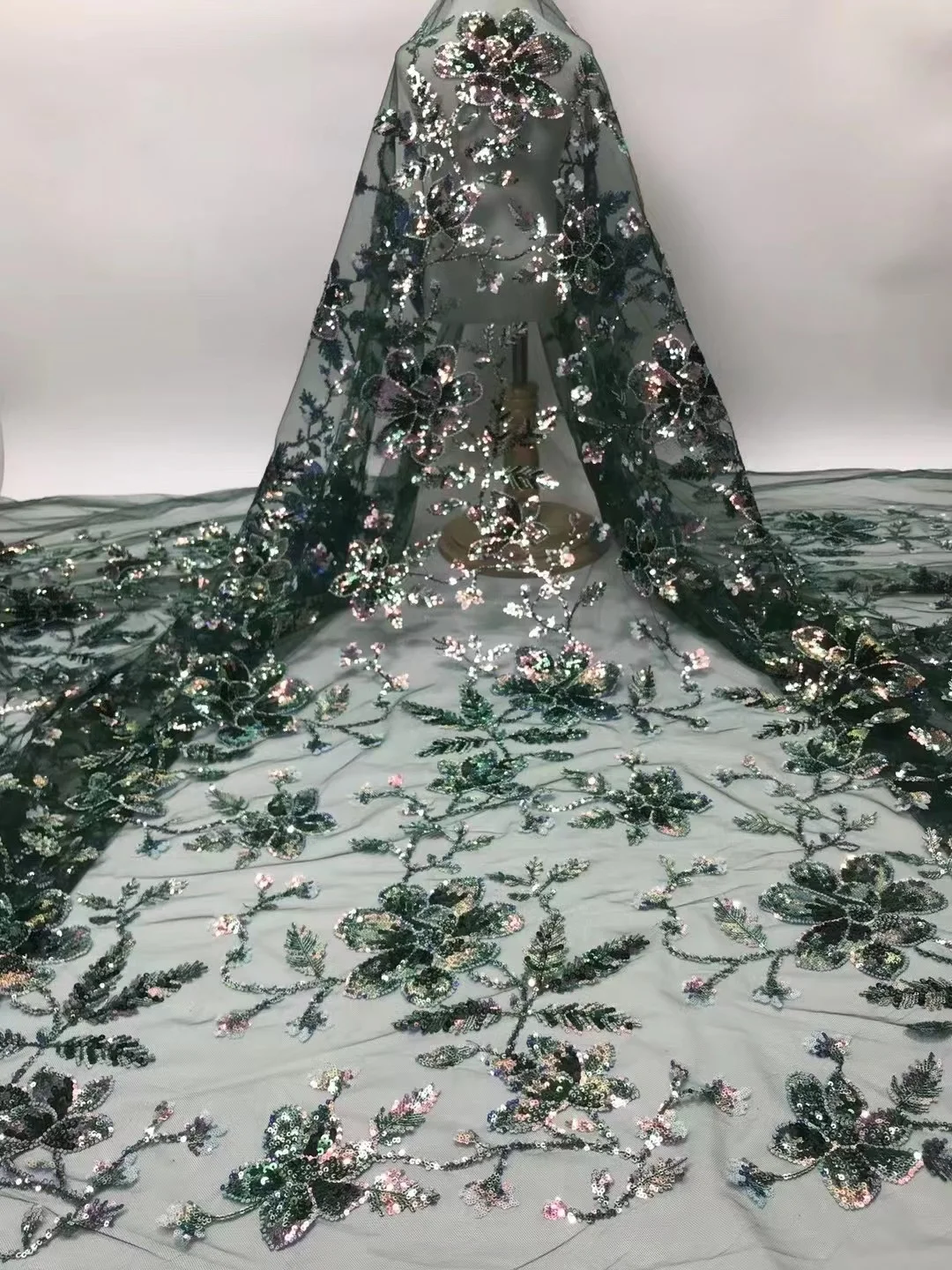 

High Quality Sequins Lace Fabrics 2023 Green Latest African Sequence Lace Fabric for Bridal Lace Nigerian Net Lace Fabric