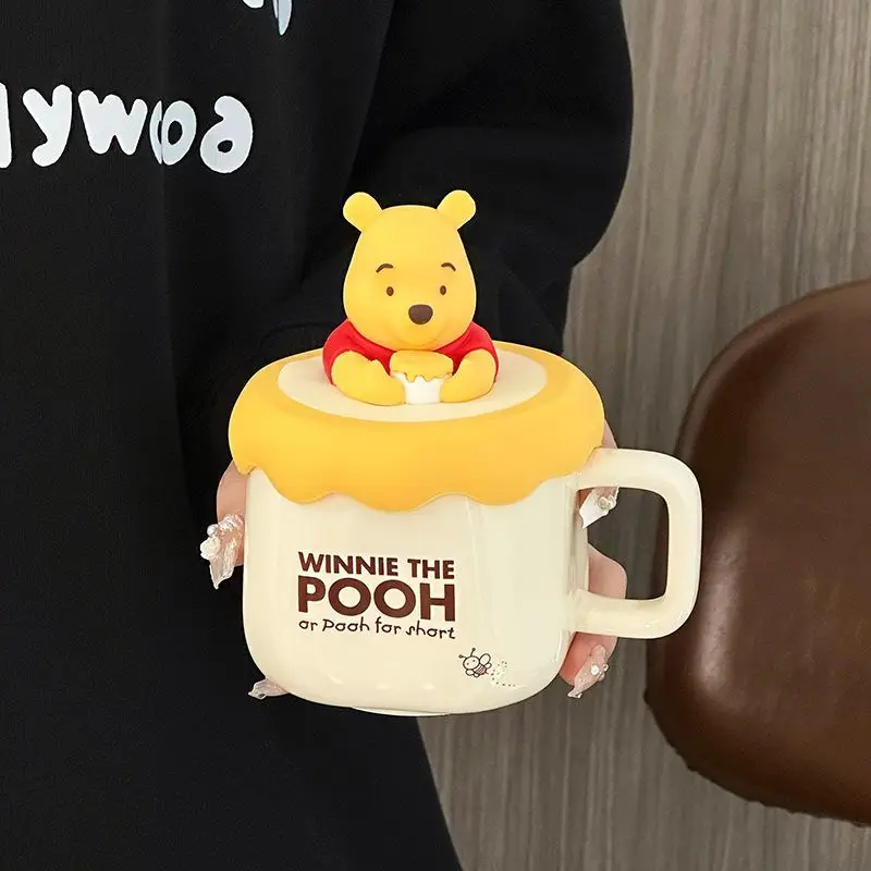 Мультяшная мультяшная лотса Винни Пух симпатичная пара студентов Удобная