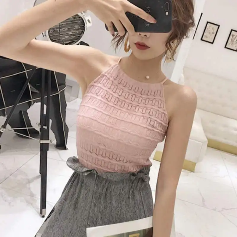 

Женский трикотажный пуловер без рукавов с круглым вырезом