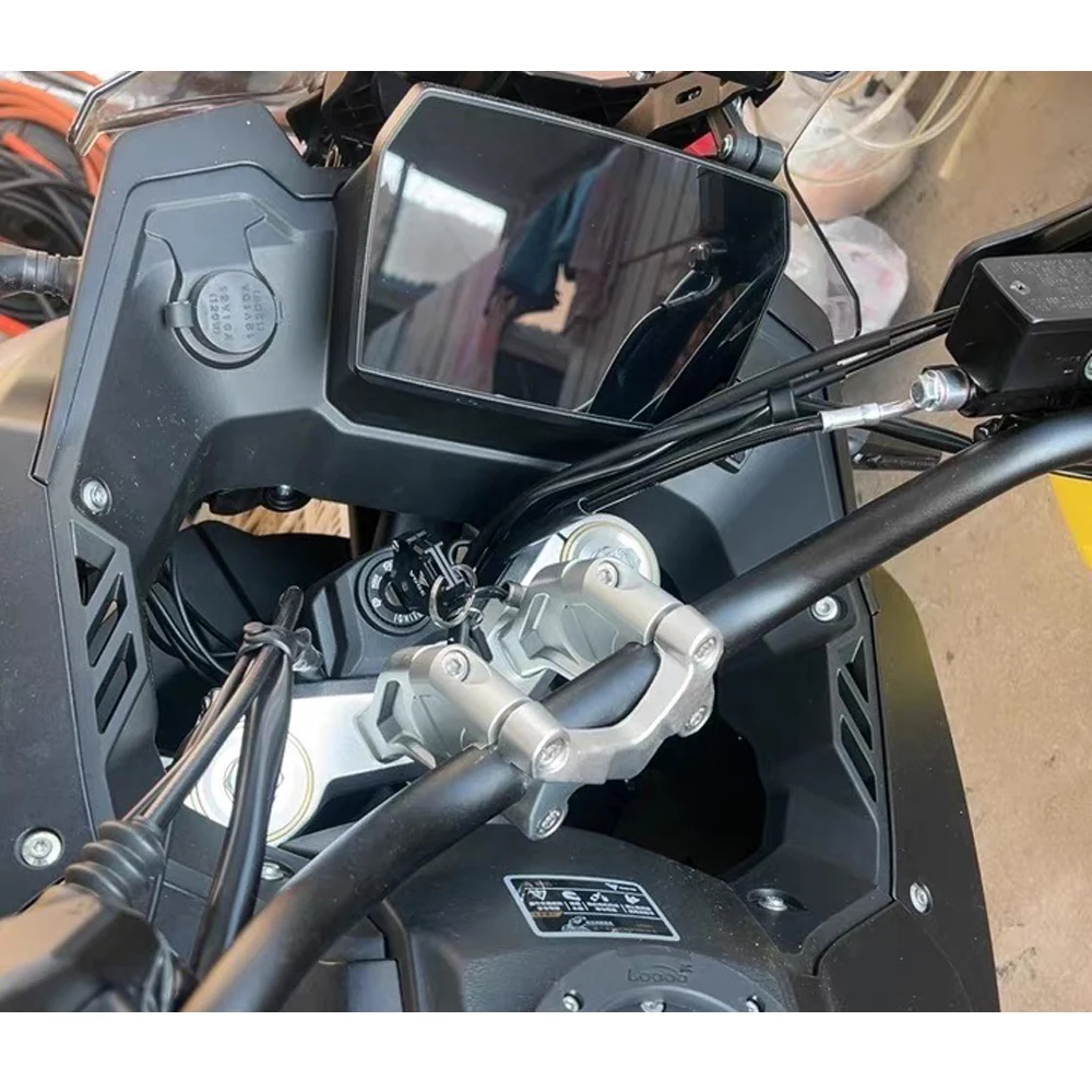 Фото Комплекты подъемников руля для мотоциклов BMW R1250GS, R1250RT, S1000XR, R1200RT: алюминиевые подъемники, приподнимающие и отдаляющие руль назад. №3