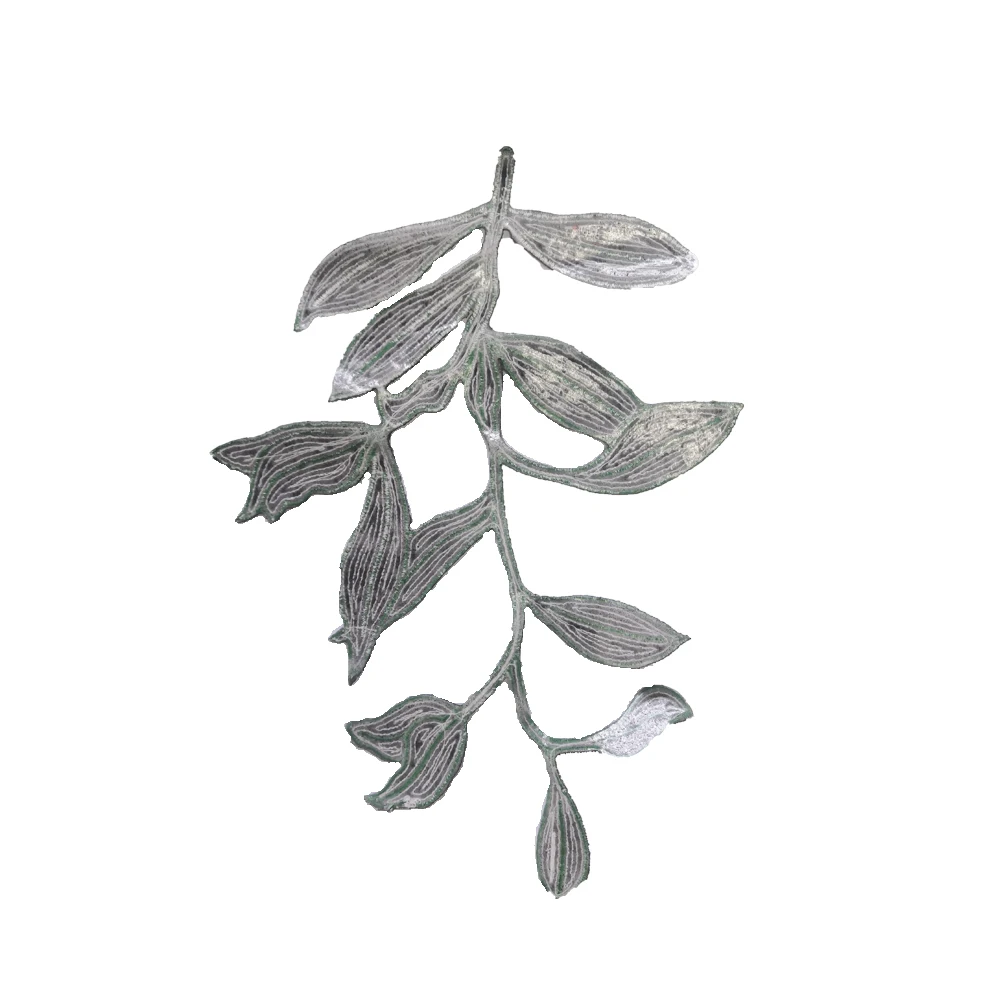 Зеленый лист ветка блестки утюг на нашивке аппликация своими руками одежда