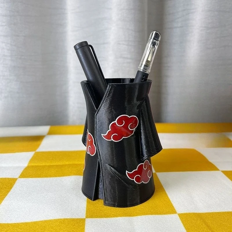 Фото Новый держатель для ручек NARUTO Uchiha Itachi, стильный и функциональный, креативный дизайн, простая форма, органайзер для канцелярии на рабочий стол. №5