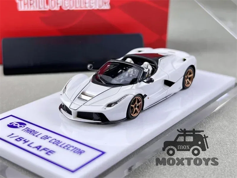 Модель автомобиля из смолы TOC X FuelMe 1:64 Aperta Limited299