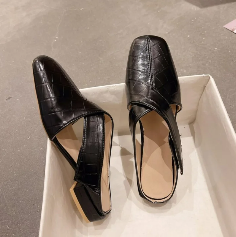 Hot Sale Women Leather Square Toe Flat Slippers Shoes Woman Fashion Women Dress Shoes New