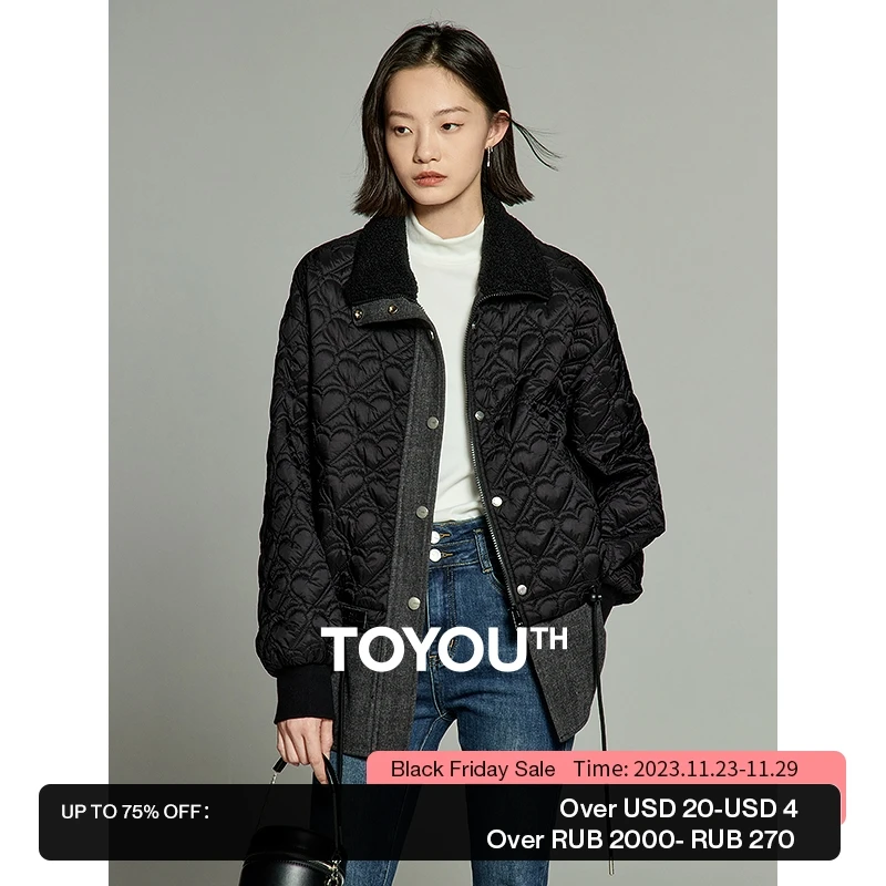 Женское пальто с длинным рукавом и меховым воротником