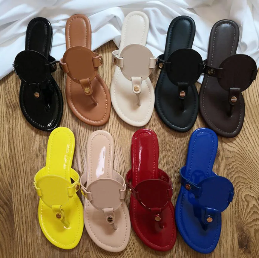 

Classics Brand Flat Slippers Women Flip Flops Sandals Genuine Leather Women Summer Designer Shoes Women Luxury Logo Big Size 43