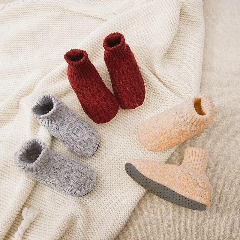 

1Pair/lot Winter non-slip floor socks ladies soft-soled warm socks home indoor floor shoes adult slippers socks