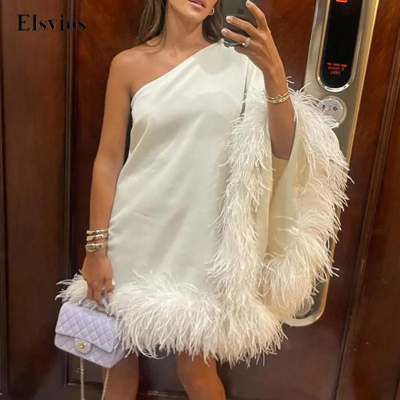 

Элегантное женское вечернее платье с косым воротником, модное лоскутное плюшевое мини-платье с расклешенным рукавом и перьями, шикарное женское сексуальное платье с открытыми плечами