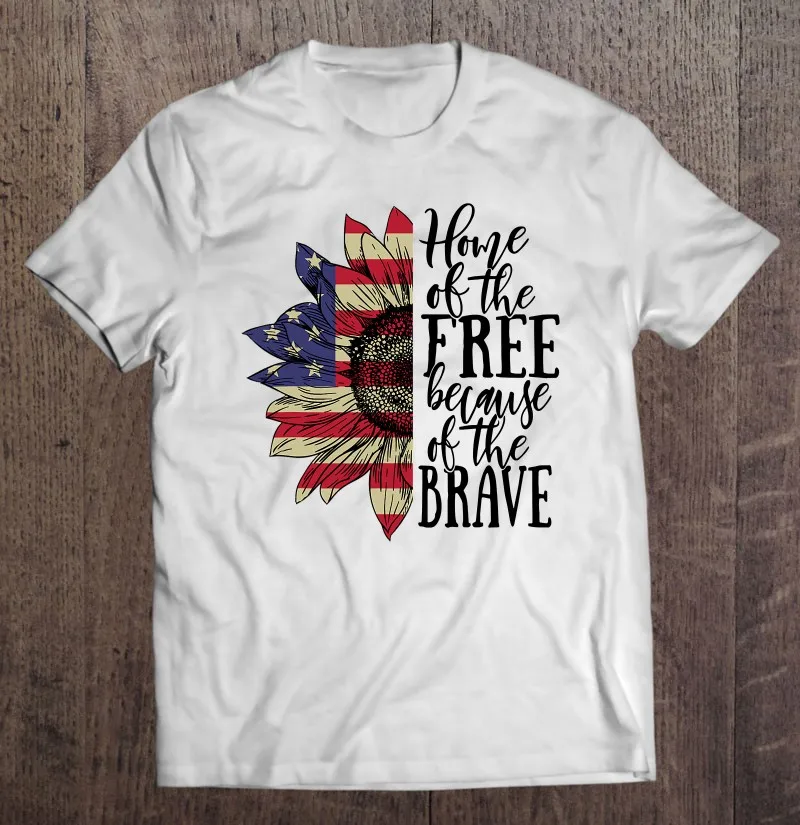 

Футболка мужская с изображением дома свободного из-за храбрости, 4 июля