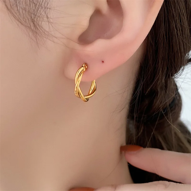 

New Twisted Line Earrings Twist Earrings Joker Jewelry Women