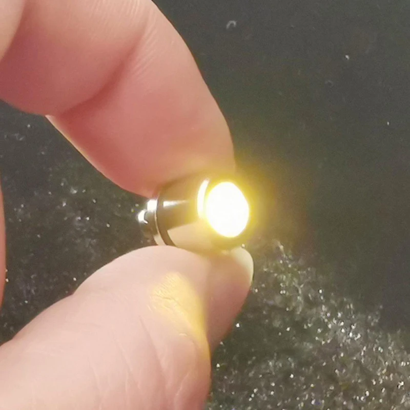 

LED лампа PlumHOME для вечеринки