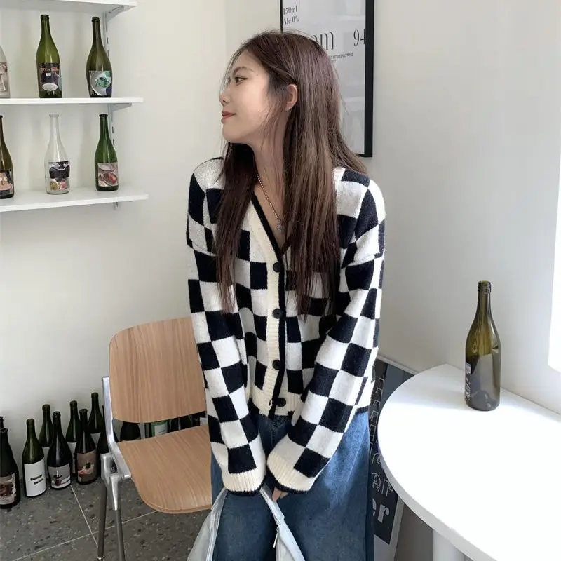 Свитер в стиле ретро ленивом женская куртка клетчатый вязаный кардиган с
