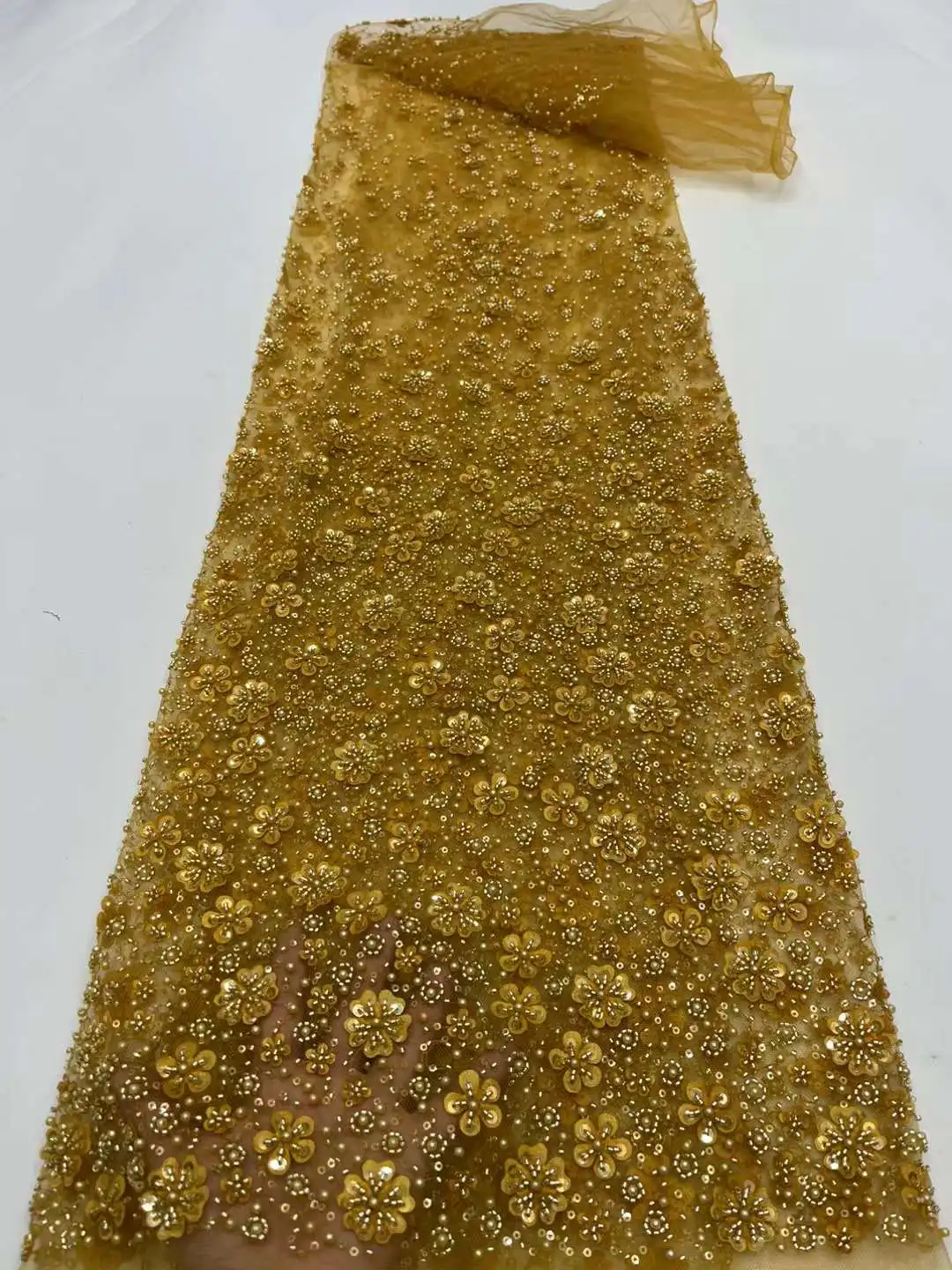 

2023 Gold Nigerian Sequins Lace Fabric High Quality French Elegant Beaded Lace Fabric African Tulle Lace Fabric For Wedding