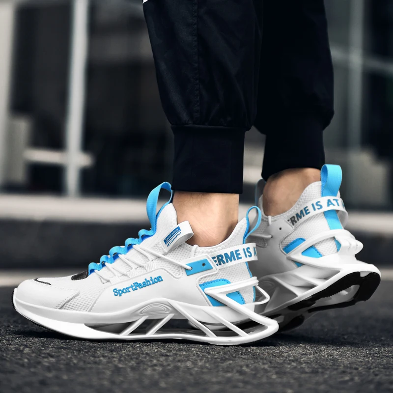 Men Sneakers Fashion Shock-absorbing Running Shoes Breathable Walking Shoes Casual Shoes Thick bottom Sports Shoes Tennis Shoes