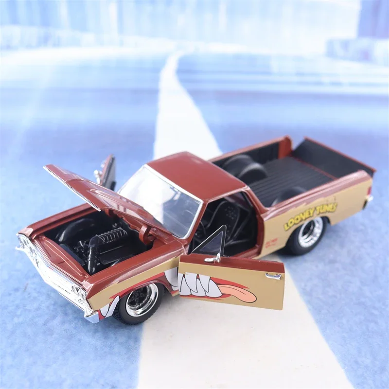 Модель автомобиля WELLY Chevrolet EL Camino 1:24 1967