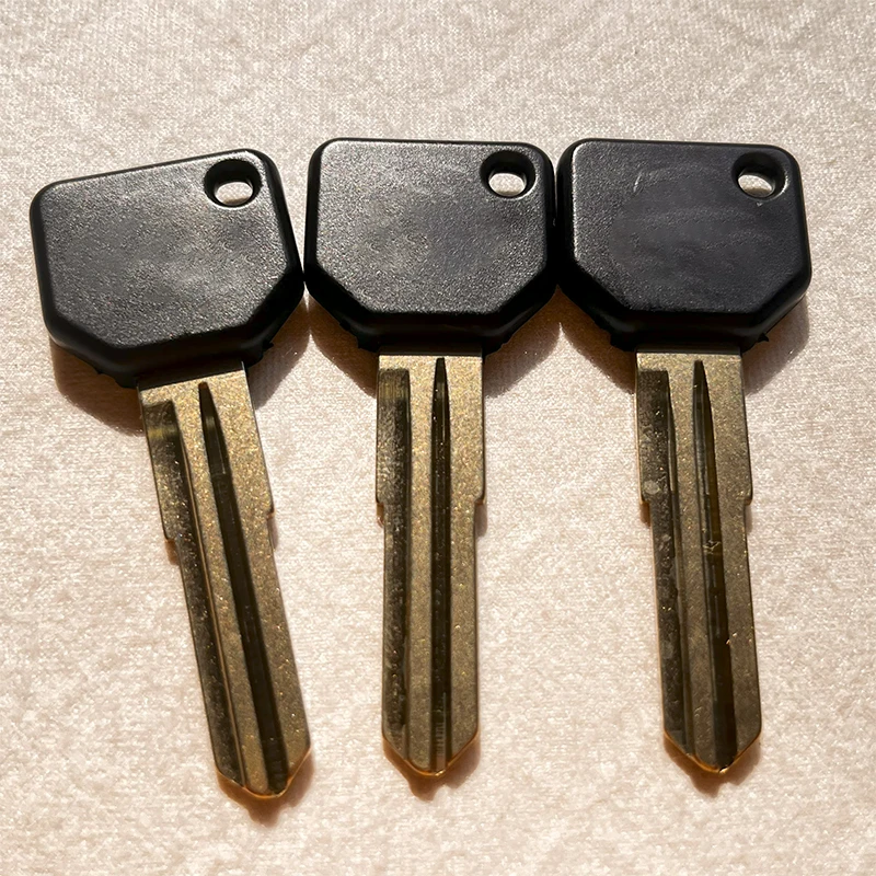 

5 шт. корпус транспондера ключа для Toyota для Daihatsu пустой чехол для ключа с логотипом