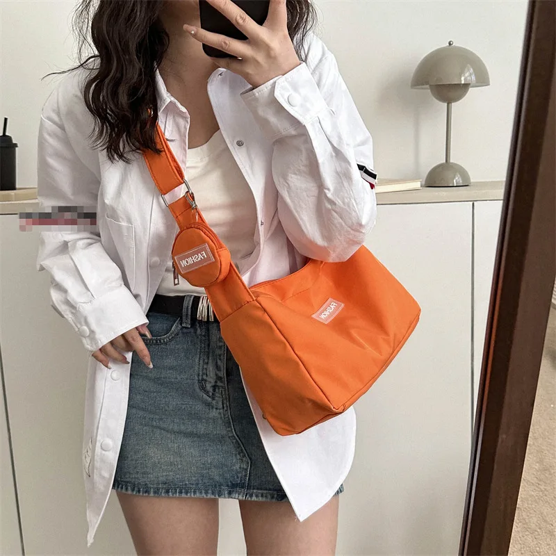 

INS Fresh Campus Canvas Bag 2023 Spring New Style Bag Women's Bag Fashion Network Red Girl One Shoulder Crossbody _DG-136763626_
